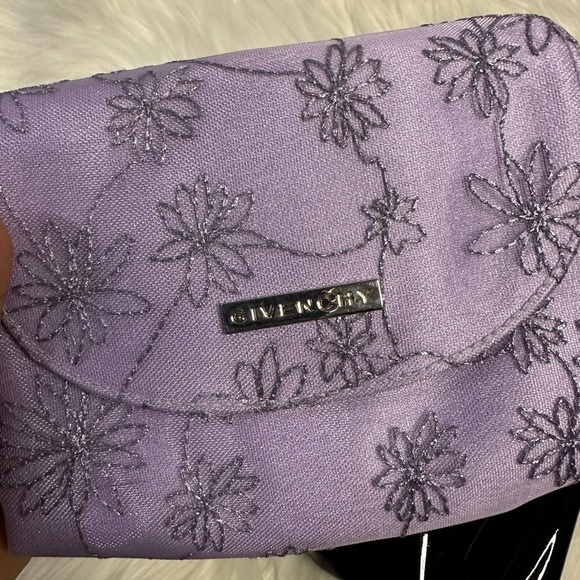 CHRISTIAN DIOR and GIVENCHY cosmetic pouch bundle - Picture 5 of 12